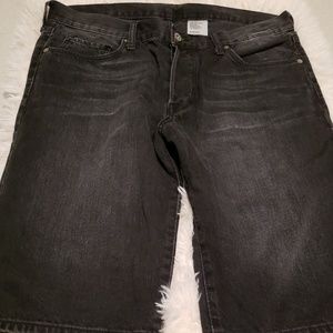 H&M Bermuda shorts size 32